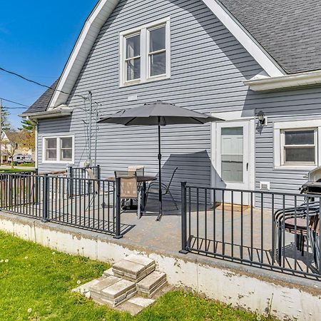 The Junction Victorian Home In Quaint Fortville! Екстер'єр фото
