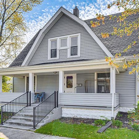 The Junction Victorian Home In Quaint Fortville! Екстер'єр фото