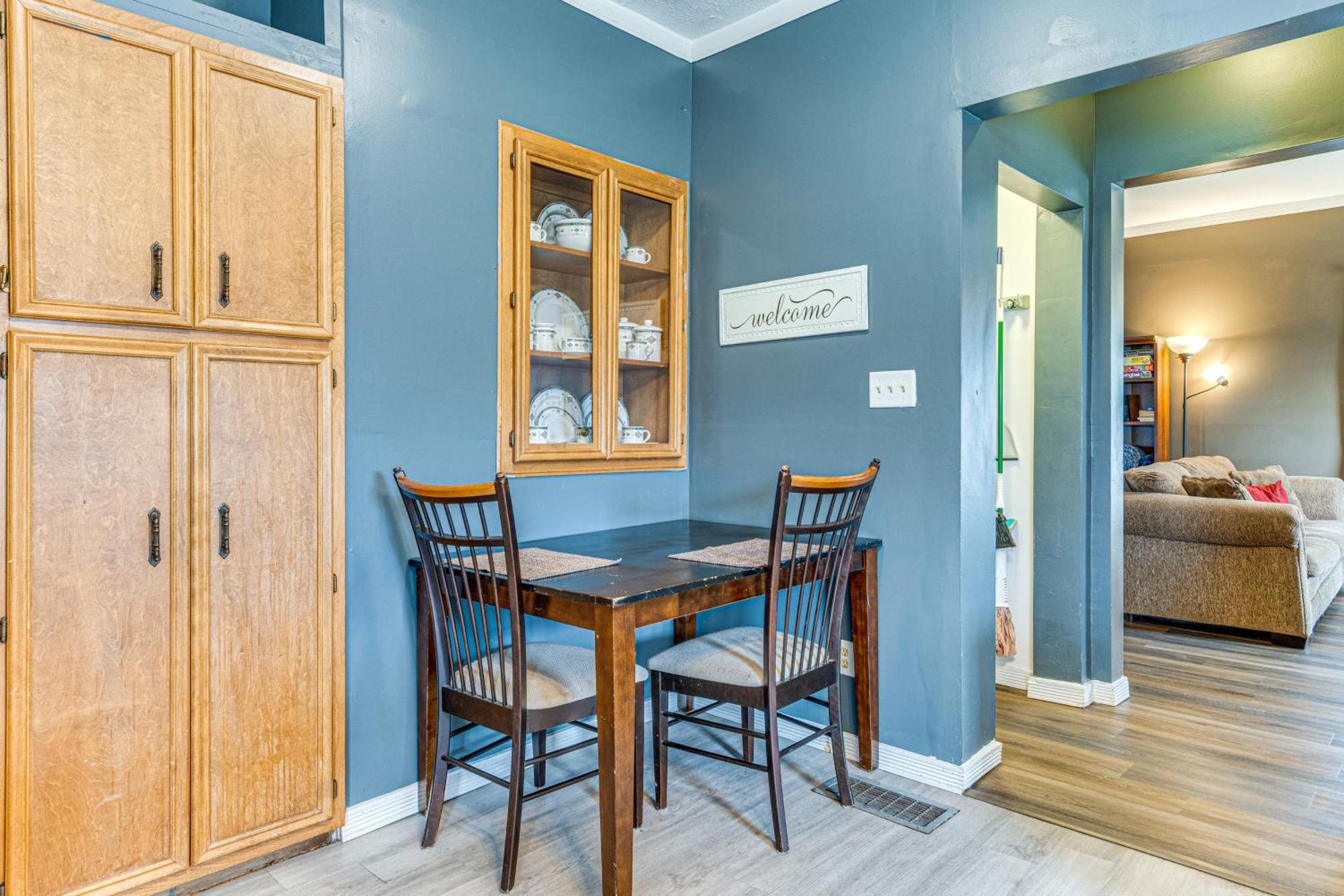 The Junction Victorian Home In Quaint Fortville! Екстер'єр фото